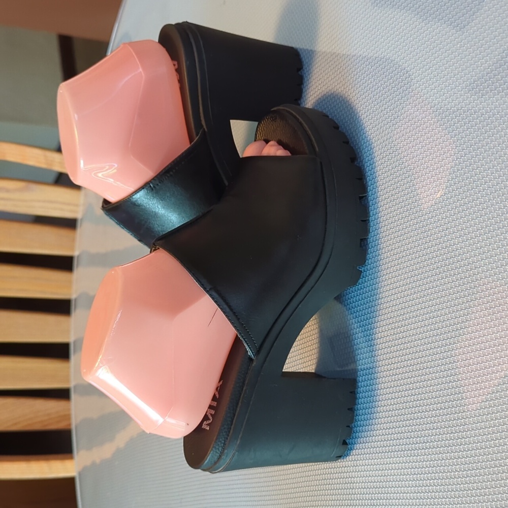 Mia black chunky heel shoes